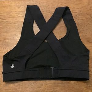 Lululemon black bra